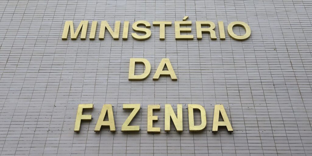 fazenda-comemora-ipca-de-4,26%-e-projeta-menor-inflacao-do-plano-real