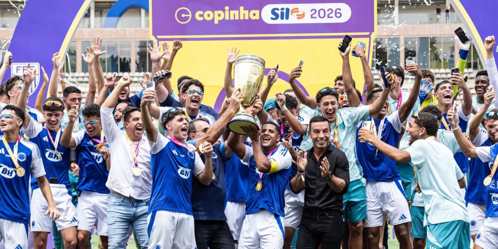 cruzeiro-bate-sao-paulo-e-fatura-bicampeonato-da-copinha-apos-19-anos