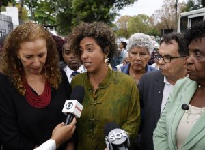 motta-volta-atras-e-mantem-escolta-de-seguranca-para-deputada-do-psol