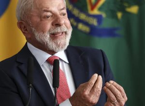lula:-democracia-e-obra-em-construcao-e-deve-ser-zelada-e-defendida
