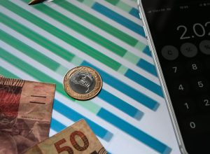 ipca-vai-a-0,33%-em-dezembro-e-fecha-2025-em-4,26%,-abaixo-da-meta